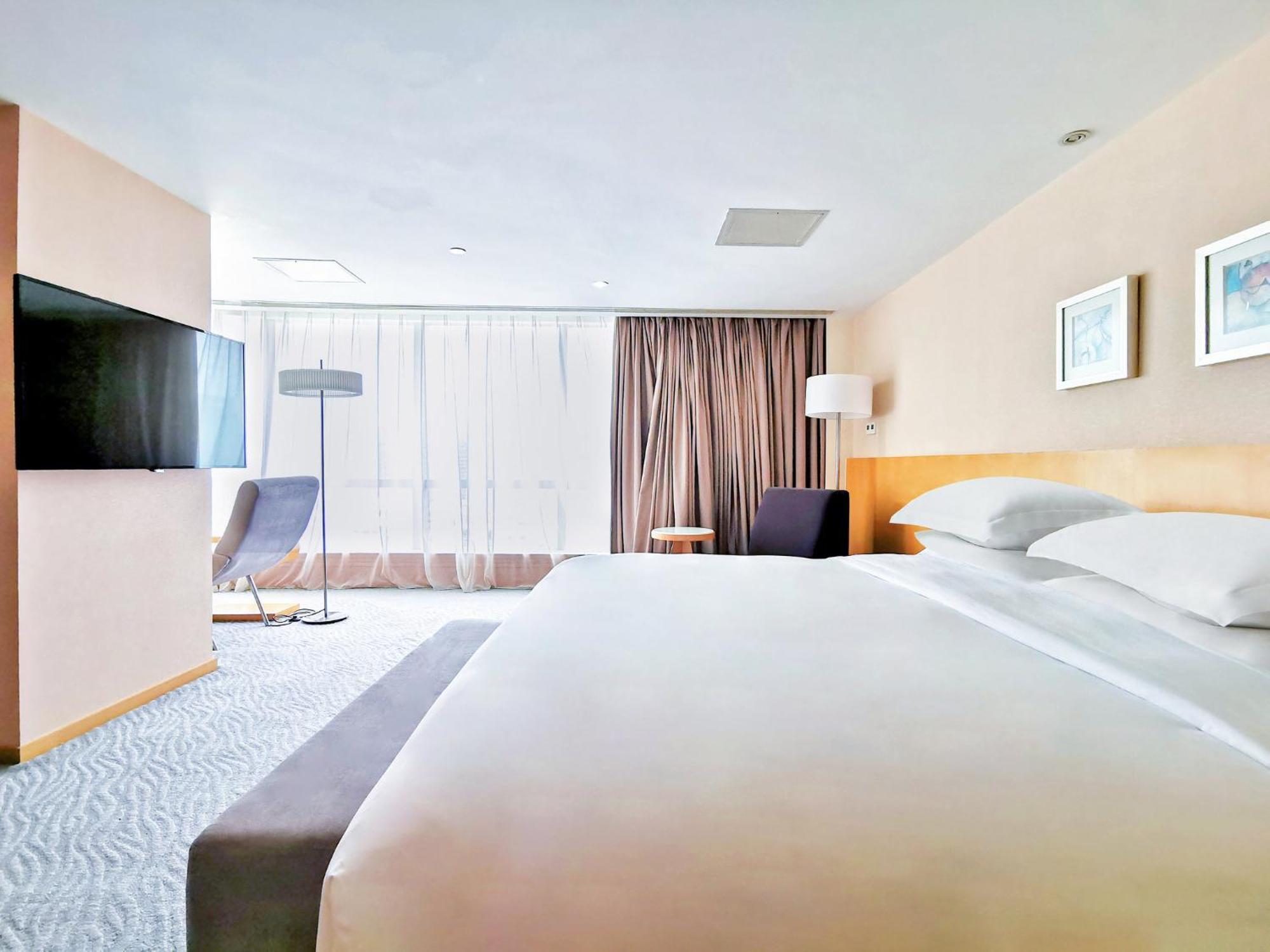 Crowne Plaza Zhuhai City Center Zewnętrze zdjęcie